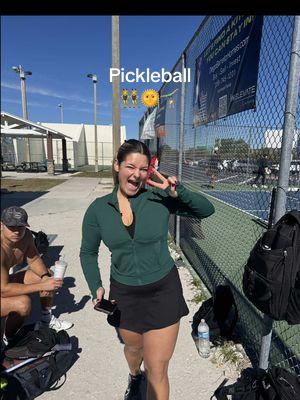 Totally meant to post this yesterday and record us playing but was having too much fun XOX 🤭👯‍♀️🤸🏼‍♀️😝🌴 #pickleball #pickle #goatpaddle #goatambassador #autumnbahhh #bahhh #cheers #cheersitsautumn #florida #threeoaks #threeoakspickleball #Vlog #fyp #foru #fortmyers 