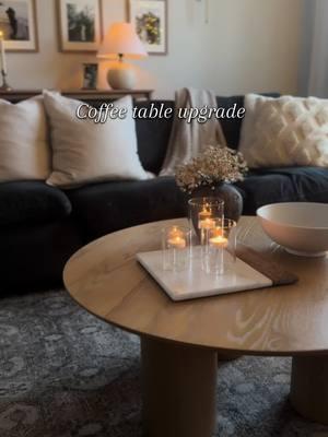 Coffee table upgrade #homedecor #decorating #homedesign #decorating #cozy #modernhomedecor #modernorganicdecor #greenscreen 