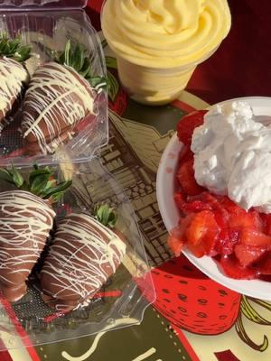 Strawberryshack in Carlsbad 🍓 Must try spot! #fypage #foryoupage #sandiego #carlsbad #strawberry #snack 