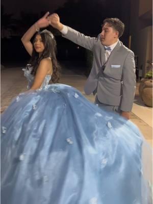 Isabelle’s XVCREW 🩵 #quinceañera #quinceañeras #quincechoreographer #choreography #maestradebaile #choreographer #vals #bailes #surprisedance #coreografia #quincedress #waltz #quincecourt #cinderella #beautyandthebeast #babybluequince #babybluedress #damas #damasdress #inlandempire 