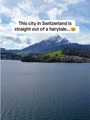 The most picture perfect town to ever exist 😍🏔️ #switzerlandtravel #travelcouple #switzerland🇨🇭 #lucerne 