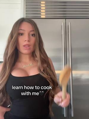 #growingupitalian #growingupitalian🇮🇹 #italianfamily #italiangirl #italians #cooking #cookingtiktok #cookingvideo #cookingtok #cookingtok #Foodie #foodtiktok #foodies #foodreview #sundaysauce #sundaydinner #sundayroutine #learnhowtocookwithme #newyork #newyorkcity #longjsland #longislandnewyork 