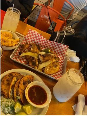 First Sunday service lunch of 2025 at El Rey del Grill in Dallas, TX! Amazing authentic Mexican food that's been a local favorite for over 8 years. Conveniently located near the Medical District and Love Field area. Perfect way to kick off the new year! 🍽️✨  #DallasEats #ElReyDelGrill #AuthenticMexican #dfweats #mexicanfood #SundayVibes #LocalFavorite #LoveField #MedicalDistrict