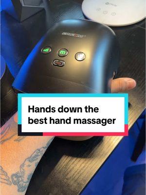 If you work with your hands all day you need to see this! #handmassager #relax #carpeltunnel #hands #cincom @cincom 