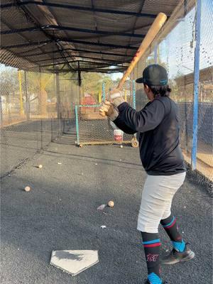 Preparación de bateo #FOUL #baseball #baseballboys #baseballlife #baseballszn  #baseballtiktoks #baseballsandiego #sandiegoshow #beisbolviral #beisbolista 