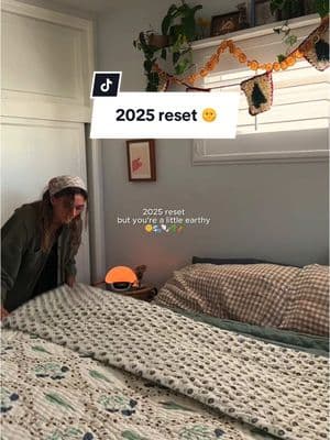 2025 reset wash your sheets & go outside!!! #resetroutine #newyearreset #sundayreset #cleanwithme #granolagirl #slowliving #simpleliving #sandiego 