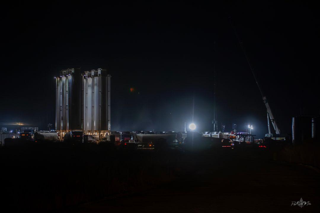 Hoping to get some more frac pins after the supposed winter blast.  #royalspadesmedia #royalspadesmediamarketing #louisiana #texas #oilfield #drillingrig #oilandgas #frac 