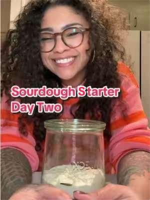 Let’s go!! 🥖  #sourdoughstarter #sourdoughstarterfeeding #sourdoughbread 