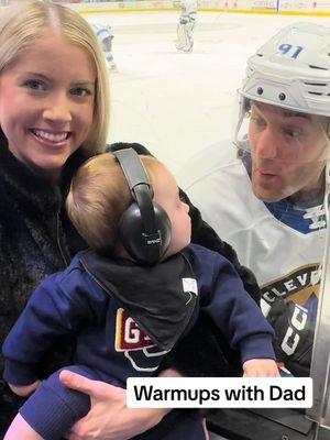 Come to Matteo’s dad’s game with us! 🏒🖤 #hockey #hockeywife #cleveland #clevelandmonsters #babytok #dadsoftiktok 