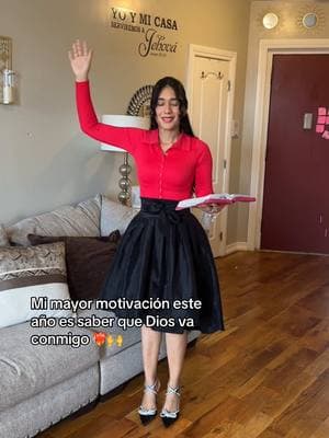 Mi mayor motivación este año es saber que Dios va conmigo ❤️‍🔥  #jesuslovesyou #devocional #devocionalescristianos #devotional #hagamosviralajesus #christiangirl #christiantiktok #jovenescristianos #christiancommunity #god #godisgood #fypage #diosteama #viralllllll 