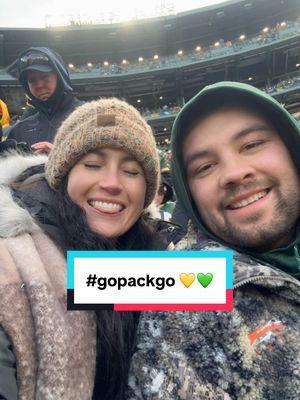 today’s adventure 💛💚 braved the cold temps to cheer on our favorite team. win or lose… the #bearstillsuck 😉 @Green Bay Packers @Charlie Berens 