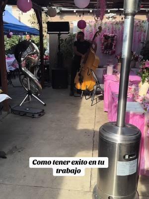 El exito llega con la perceberancia Oficina ☎️714-675-0183 🇺🇸  Oficina ☎️818-855-3262 #livesession  #conciertovirtual #livestream #pisteando #bohemia #losangeles #riverside . . #acordion #bajoquinto #tololoche #tuba #nochebohemia #zacatecas #nayarit #sinaloa #guanajuato #jalisco  #envivo #norteñas #gruponorteñobanda 