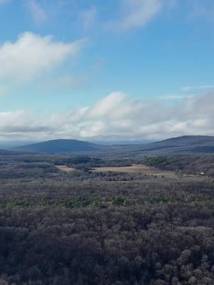 Great day in the Ozarks.  #arkansas #landcruiser #badlands #apex #cooper #arkansasphotographer #ozarks #ozark #mountains #cruiser #landcruisers #toyota #toyota4x4 