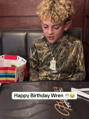 Cake and presents for the Birthday boy #wrendavid #cake #baskinrobbins #birthday #dinner #family #louisianaboy #fup #fyp #foryou #birthdaycake #happybirthday 