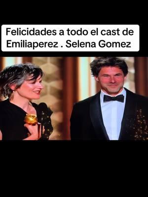 #foryoupage #parati #viralvideo #Love #winter #goldenglobes❤️ #selena #elmal #cancion 