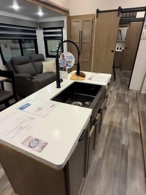 2024 Sabre 38DBL #sabre #rv #rvtour #camp #camper #camping #top #class #travel #traveling 