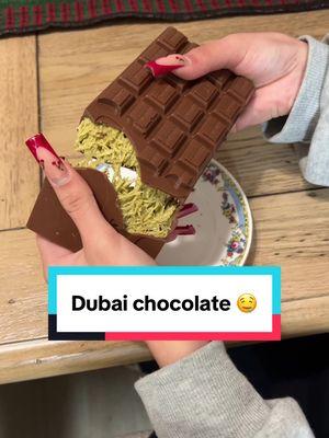 #dubaichocolate #dubaichocolatebar #dubai #chocolate #cremadepistacho #recetas #TikTokShop #tiktokfinds 