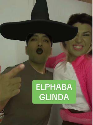 @Gerard Lucero WHY DID NO ONE DO THE TREND THIS WAY!???!!???!!! #wicked #wickedmovie #wickedathome #elphabaglinda #lipsync #elphaba #glinda #snl 