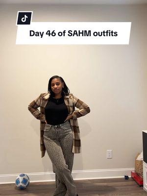 I really didn’t want to leave the house today but my husband booked me a massage at my favorite place so I threw on this cute outfit. & my house feels so empty without my Christmas tree! Let me start decorating my new house frfr😆 -my T-shirt and pants are from Target  -my coat is from a local boutique  #momstyle #sahmlife #blacksahm #roadto70k #everydayoutfit #ootdinspo #momootd #momoutfit #sahmootd  #stayathomemom