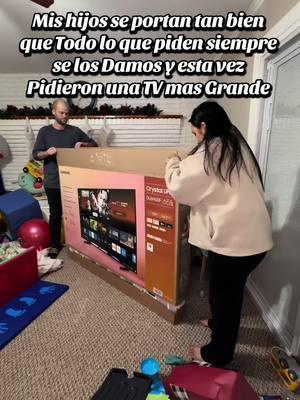 Mis hijos se portan tan bien que todo lo que piden siempre se los damos y esta vez les compramos una TV Nueva mas grande y aprovechamos para acomodarles el tiradero que ya tenian #Vlog #MomsofTikTok #fyp #playroom #dayinmylife #foryoupage #pechyalvarez #spoiled 