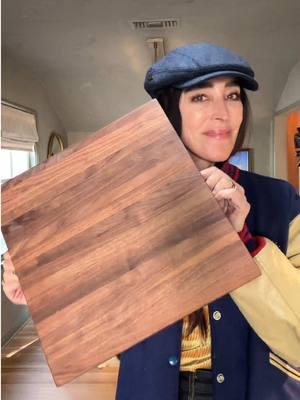 Throw your plastic cutting board away 🗑️ #woodcuttingboard 