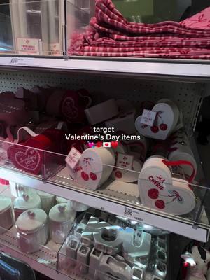 Valentine’s Day section @target 💌💘♥️ #ValentinesDay #valentinesdaytarget #valentinedaydecor #valentinedayinspo #targetvalentinesday #targetvalentinesfinds #target #targetshopping #targetshopwithme 