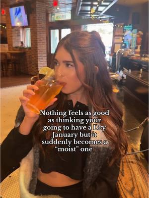 We tried 🙂 #dryjanuary #dryjanuary2024 #unhinged #unhingedwomen #unhingedtok #alcohol #beers #besties #girlsnightout #fyp #foryoupage #foryoupageofficiall 