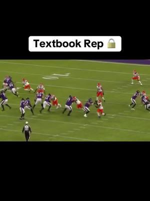 Textbook Rep. playing thru the Wr hands. Get your hands in the bread basket 🗣️ #foryou #fyp #FootballTikTok #playdefense #defensivebacks #TeachTape #technique #NFL 