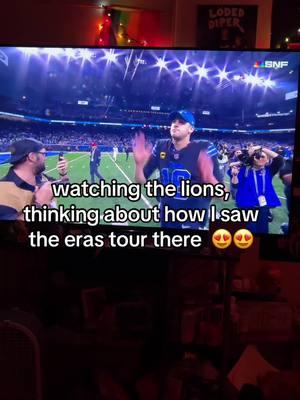 we got the number 1 seed and Haunted 🦁💙 #taylorswift #detroitlions #detroit #fordfield #swiftie #erastour #theerastour #nfl #jaredgoff #speaknow 