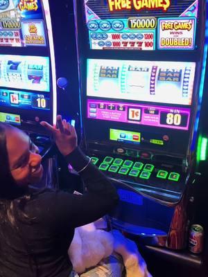 This was so much fun! #family @aquileonbutler was the best #coach and investor! Kiara was the best partner! #carnivalcruise #gambling #slotsmachine 