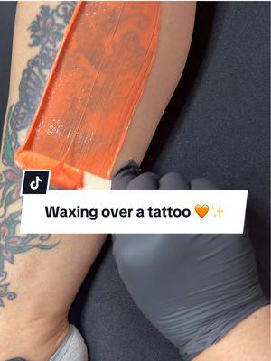 Bring that color back out ✨ #tattoowax #legwax #waxing #lasvegaswaxer #vegaswaxer #tattoowaxing #CapCut 