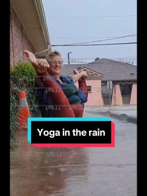 #stretch #nature #rain #yoga #mindfulness #verymindfulverydemure #demure #flex 