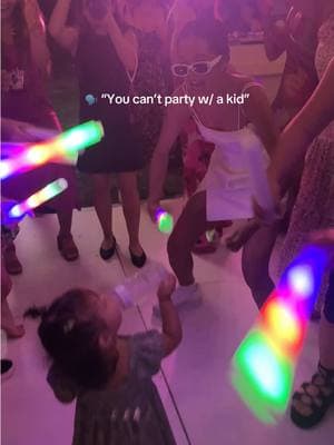 She knew exactly what to do😂don’t worry guys it’s water💃🪩 Congrats to the newlyweds💕 #weddingparty #babyvideos #funnyvideos #toddlers #1yrold #collegelife #newlyweds #ut #babydancing #fyp #oahu #hawaii 