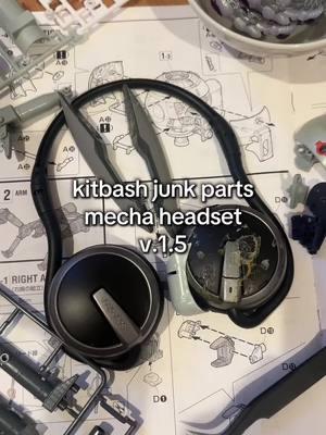 01052025 //: i’ve been feeling like creating more!! been awhile since my last mech headset :3 #mecha #mechaheadphones #cyber #cyberpunk #mechagirl #gundam #DIY #robotgirl #pinterest #kitbash #futuristic #fashion 