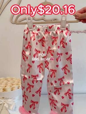 Adorable Valentine's Day Pajamas for Little Girls: Bow Print & Plush Lapel Set | Soft & Cozy #ValentinesDayPajamas#BabyFashion #CutePajamas#InfantPajamas #ToddlerPajamas#ComfortablePajamas