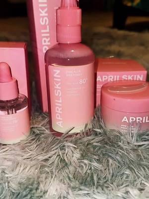 Medicube back at it! Wit#medicubeMedicube line! #medicube #pinkaloe #aprilskin 