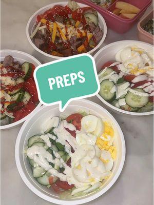 MEAL PREP MONDAY MEAL 1: ALMOND BUTTER PROTEIN SHAKE SNACK: BLACK COFFEE + UNSWEETENED COCONUT MILK MEAL 2: EGG WHITE BAKE + APPLE MEAL 3: BURGER BOWL MEAL 4: COBB SALAD TOTAL PROTEIN: 114 g #healthymealprep #mealprepmonday 