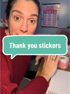 Making some thank you stickers #customizedmagnets #photomagnets #homemadegifts #magnetmachine #thankyoustickers 