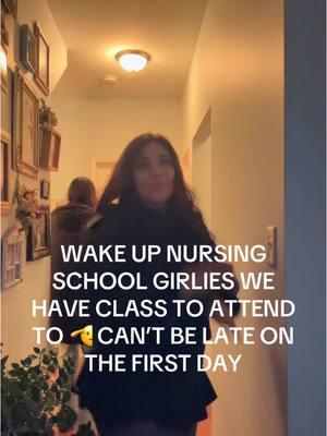 I actually was too early to my class now i’m sitting here waiting for class to start😭 #foryoupage #healthcare #utah #nursingstudent #student #nursingschool #firstdayofclass #school #nursingschoolhacks #fyp #healthcare #criticalcaretech #studentinhealthcare 