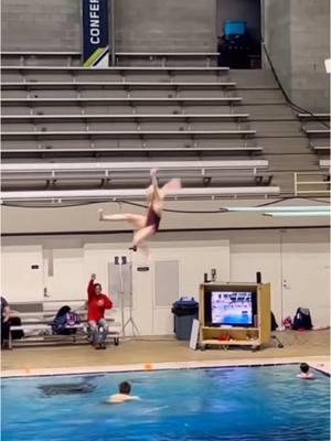 Epic flop! #flop #diving #divetok #babyjane #jane #fail #jumpingjane @SwimOutlet @Sporti 