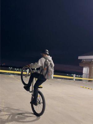 Ronk parking garage clips and edit @grant #CapCut #viral #631bikelife #wheelsup #nopanic #bikelife #explorepage #sebikes #beastmode #wheeliebike #4k 