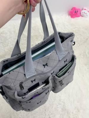 Bow Pattern Tote Bag!!! So cute! #spotlightfinds #fyp #tiktokshopholidayhaul #tiktokshoplastchance #fypシ #tiktokshopnewyearnewaura #girls #bag #totebags #bags #cutebag 