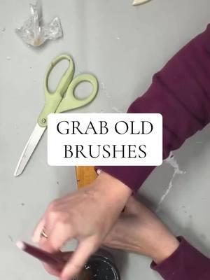 Grab some OLD brushes to create beautiful fillers for your vintage vignettes! This is such an easy way of upcycling something old to give it new life and new purpose. All items are available on my website unicorndustdesigns.com #unicorndustdesigns #upcycle #repurpose #vintage #upcycledhomedecor #vignettes #vintagefinds #crafting #iodtransfers 