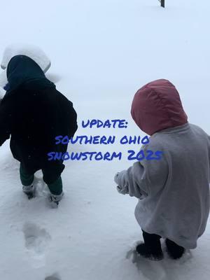 2025 Southern Ohio Blizzard Update. We got 8inches. 😳😳#ohiosnowstorm #ohioblizzard 