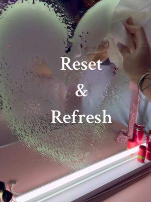 Reset and Refresh my 12 year olds bedroom with me…😌🤌🏼🎧🩷🧸 #reset #refresh #asmr #satisfying #motivation #CleanTok 