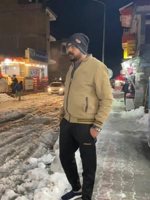 Nice beautiful seen snow fall #klam #valley #foryoupage❤️❤️ #virall @tiktok(official)🌀 @KHoKhAr rAjPUt😎 @Muhammad Irfan 