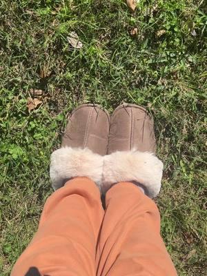 Unbelievable, comfort and value highly recommend !!!!#comfort #comfortshoes #fallslippers #slippers #indooroutdoorslippers #TikTokShop #warmslippers #coldweather 