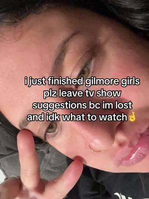 rory gilmore annoy the living crap out of anyone else all 7 seasons AND the year in a life episodes 😭😭 #tvshowrecommendation #gilmoregirls #fyp #rorygilmore #lorelaigilmore #plzhelp 