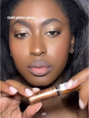 #nyxbuttergloss #nyx #lipglosspoppin #glittergloss #beautytutorial #BeautyReview #goldglitter 