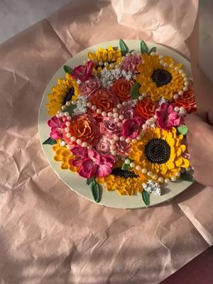 It’s a lengthy process. It’s handcrafted. It’s precious. It’s expensive. And it’s the best ! #handcrafted #texturedart #weddingbouquetrecreation #flowerpreservation #weddingflowers #weddingbouquetpreservation 